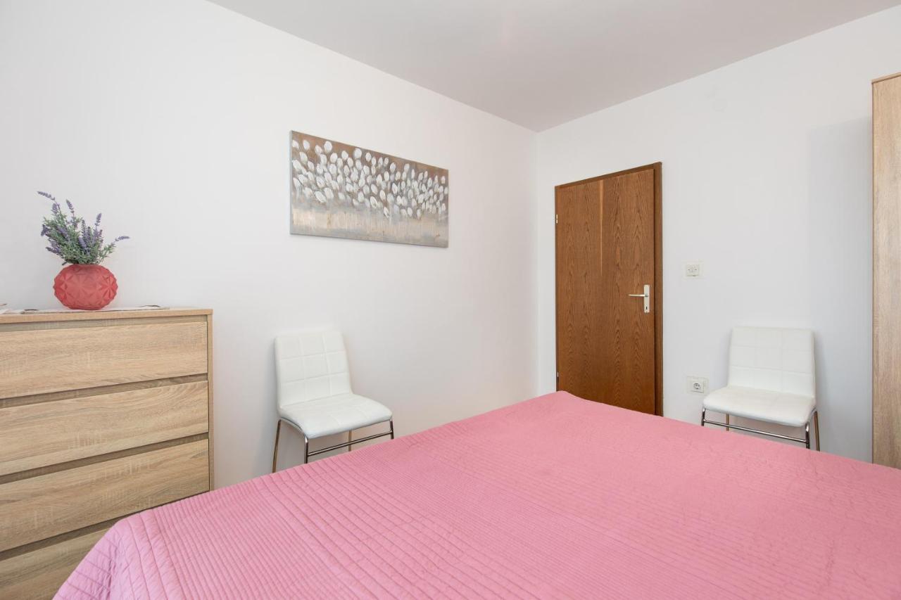 Apartment Drago *Cosy & Close To The Beach! Krk Town Luaran gambar