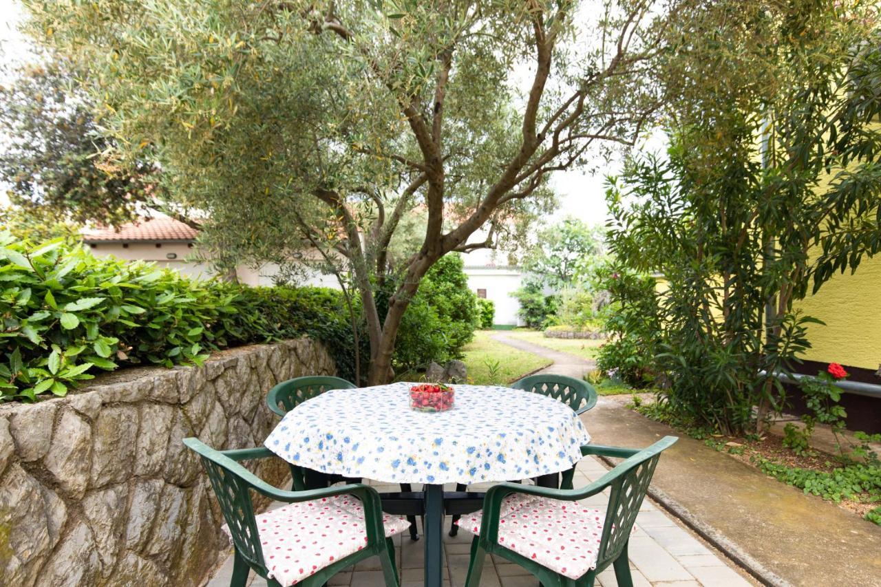 Apartment Drago *Cosy & Close To The Beach! Krk Town Luaran gambar